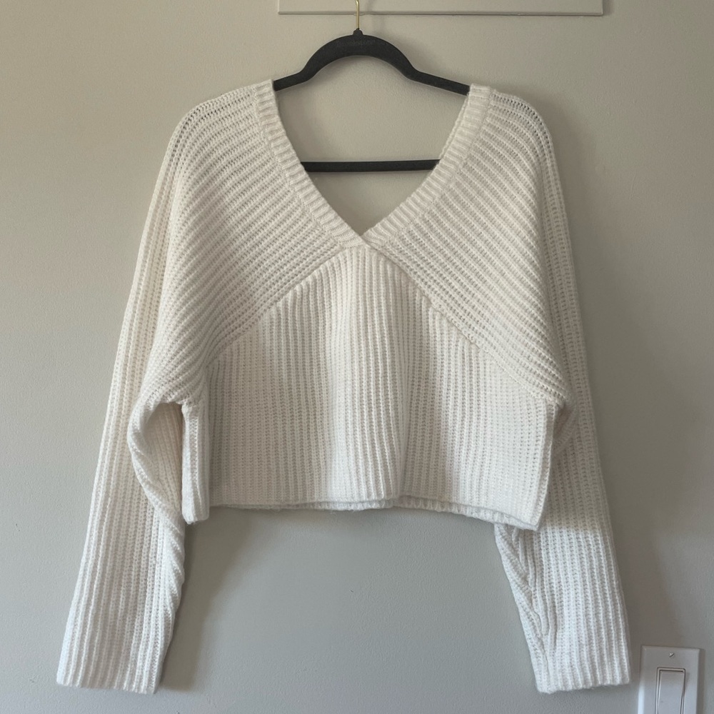Arizona Jean Off the Shoulder Cropped White Sweater